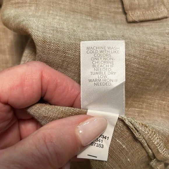 🌷J. Jill Love Linen Classic Button Down Shirt Light Brown/Beige - Picture 10 of 11